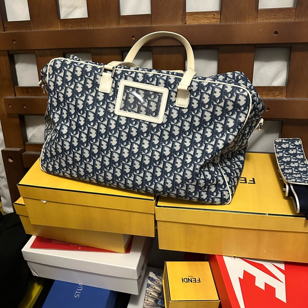 Dior duffle bag - Picture 4 of 7